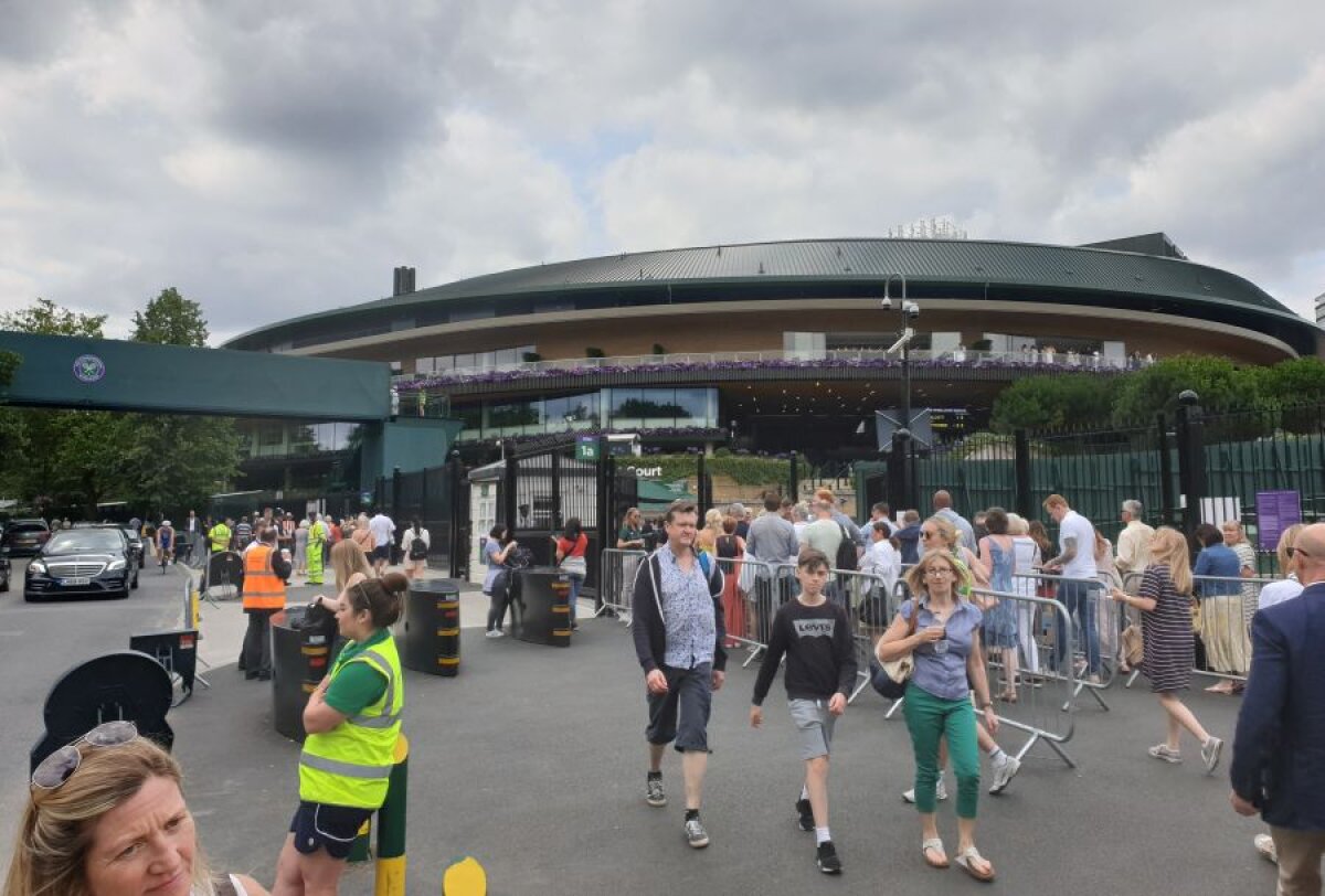 SIMONA HALEP - SERENA WILLIAMS // VIDEO + FOTO Fanii se adună pentru finala de la Wimbledon! Cum arată arena înainte de start + toate biletele sunt epuizate