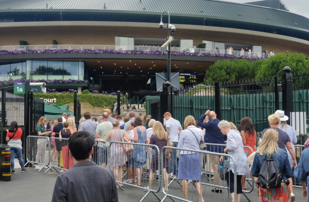 SIMONA HALEP - SERENA WILLIAMS // VIDEO + FOTO Fanii se adună pentru finala de la Wimbledon! Cum arată arena înainte de start + toate biletele sunt epuizate