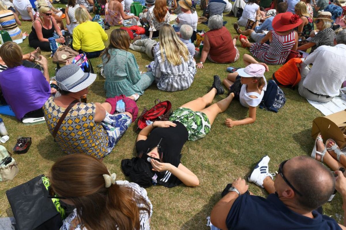 SIMONA HALEP - SERENA WILLIAMS // VIDEO + FOTO Fanii se adună pentru finala de la Wimbledon! Cum arată arena înainte de start + toate biletele sunt epuizate