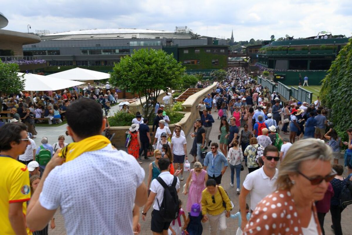 SIMONA HALEP - SERENA WILLIAMS // VIDEO + FOTO Fanii se adună pentru finala de la Wimbledon! Cum arată arena înainte de start + toate biletele sunt epuizate
