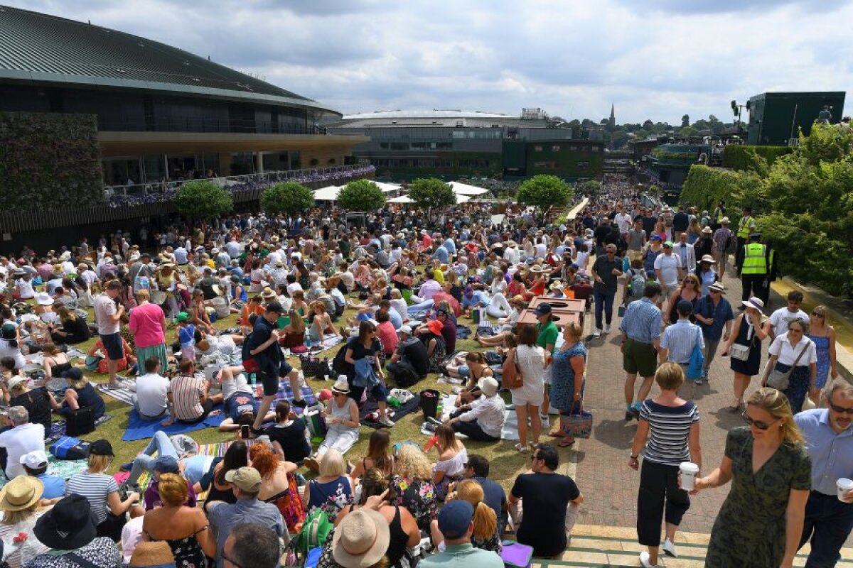 SIMONA HALEP - SERENA WILLIAMS // VIDEO + FOTO Fanii se adună pentru finala de la Wimbledon! Cum arată arena înainte de start + toate biletele sunt epuizate