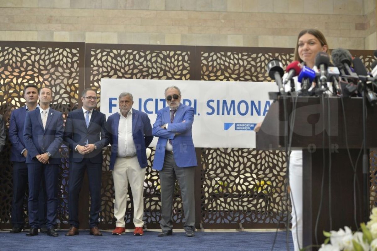 FOTO Ilie Năstase și-a schimbat look-ul! Cum a fost surprins la revenirea Simonei Halep în țară