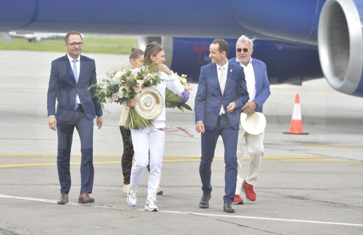 SIMONA HALEP A AJUNS ÎN ROMÂNIA // VIDEO Primire de gală pentru campioana de la Wimbledon 2019: „Domnul Țiriac m-a făcut să cred că o pot bate pe Serena” 