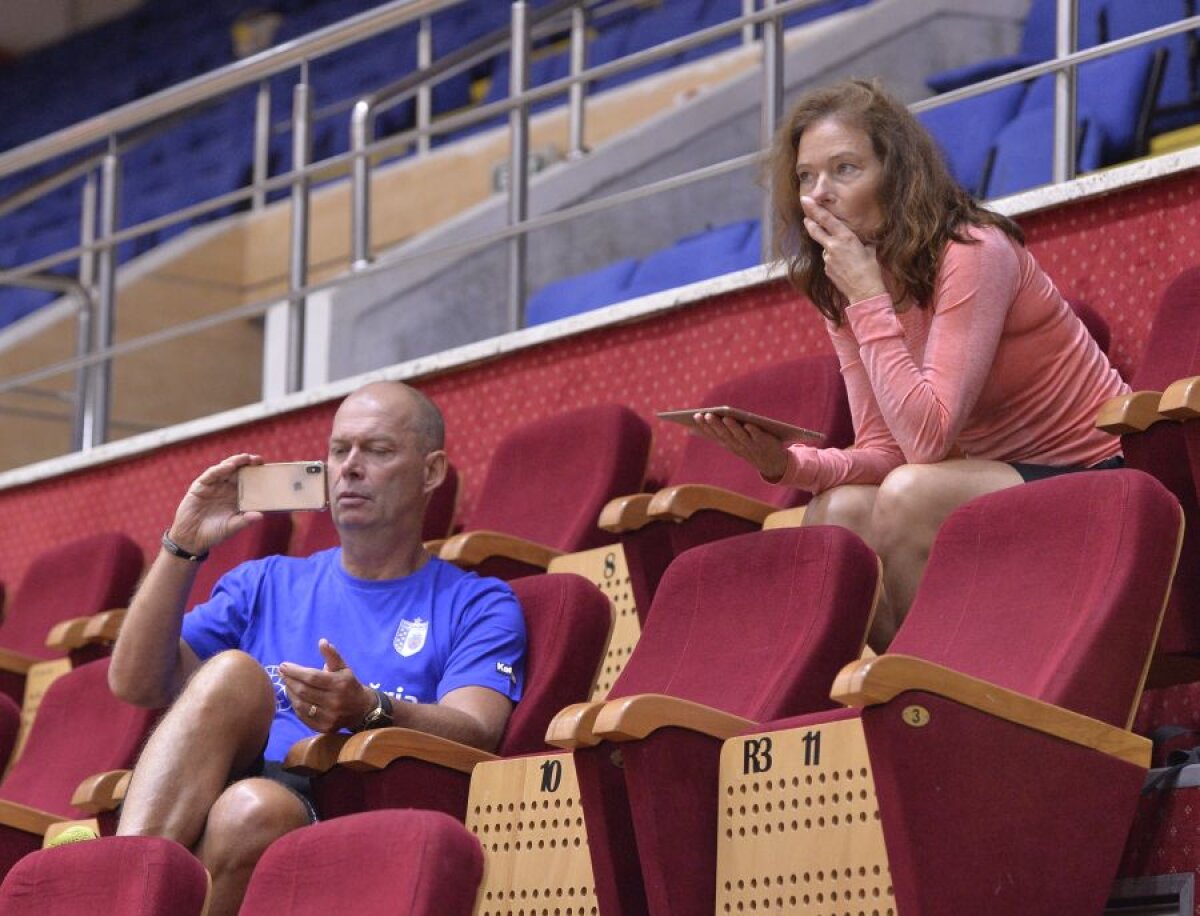 FOTO Reunire fără Neagu » CSM București a început pregătirea pentru noul sezon