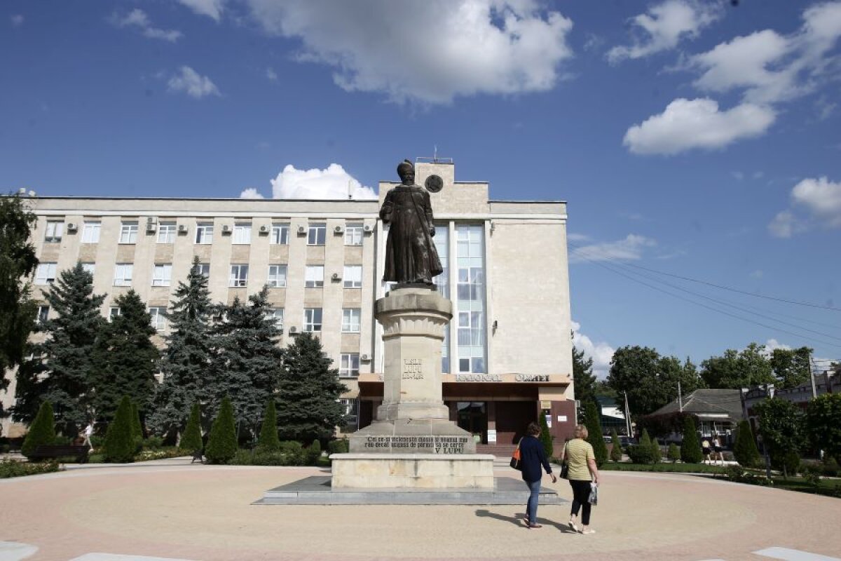 MILSAMI ORHEI - FCSB // GALERIE FOTO Reportaj GSP din „Monaco al Moldovei”, oraș etalon al luptei împotriva rusificării, abia scăpat din stăpânirea unui controversat om politic 