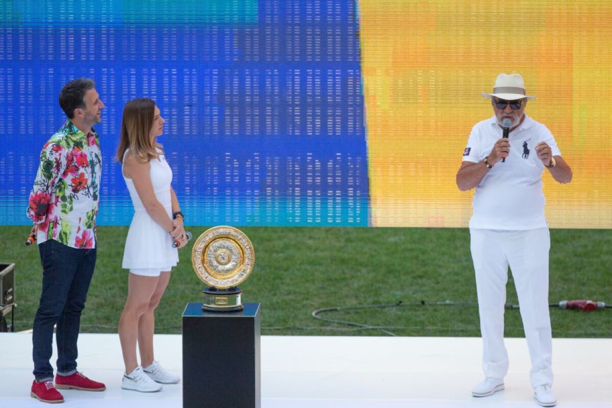 VIDEO+ FOTO Simona Halep a prezentat trofeul de la Wimbledon: „Mulțumesc, România! Vreau ca 1 milion de copii să meargă la tenis” » 30.000 de fani au fost pe Arena Națională