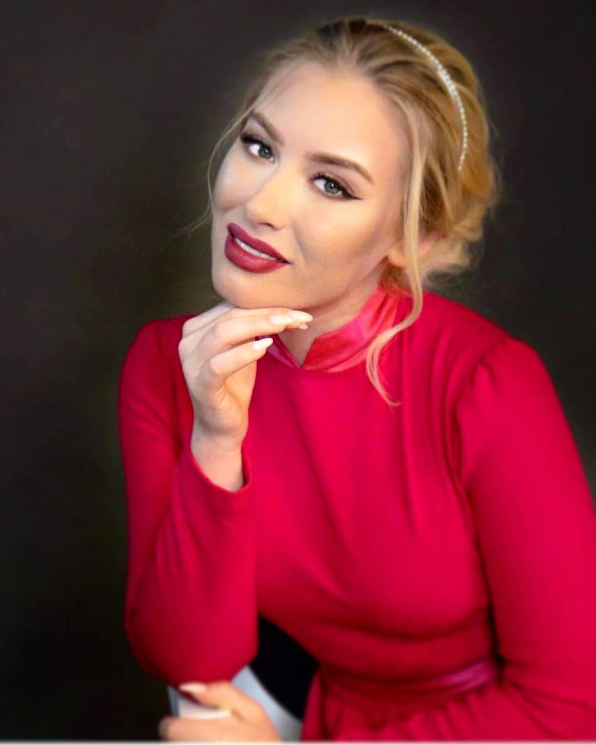 FOTO Irina Baianț a atras toate privirile la festivitatea dedicată Simonei Halep » Superba soprană e cunoscută în toată lumea și a stat la masă cu Vladimir Putin!