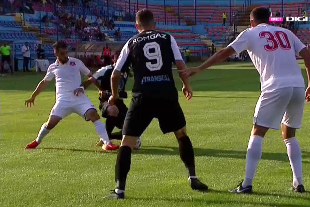 HERMANNSTADT - GAZ METAN 0-2 // FOTO Penalty „eronat, inventat” » Statistică zguduitoare a lui Sebastian Colțescu în Liga 1