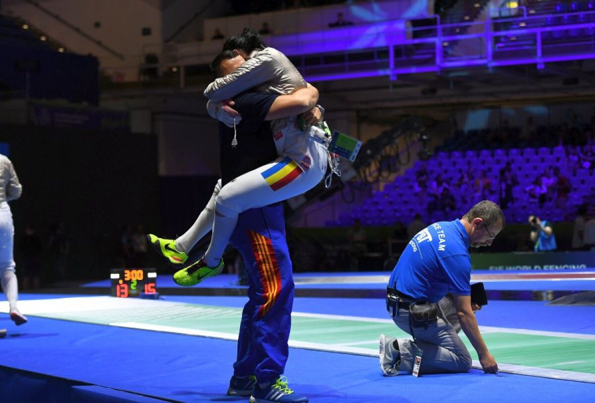 VIDEO+FOTO Campionatele Mondiale de Scrimă » Bianca Pascu a luat medalie de bronz, cea mai bună performanță din carieră