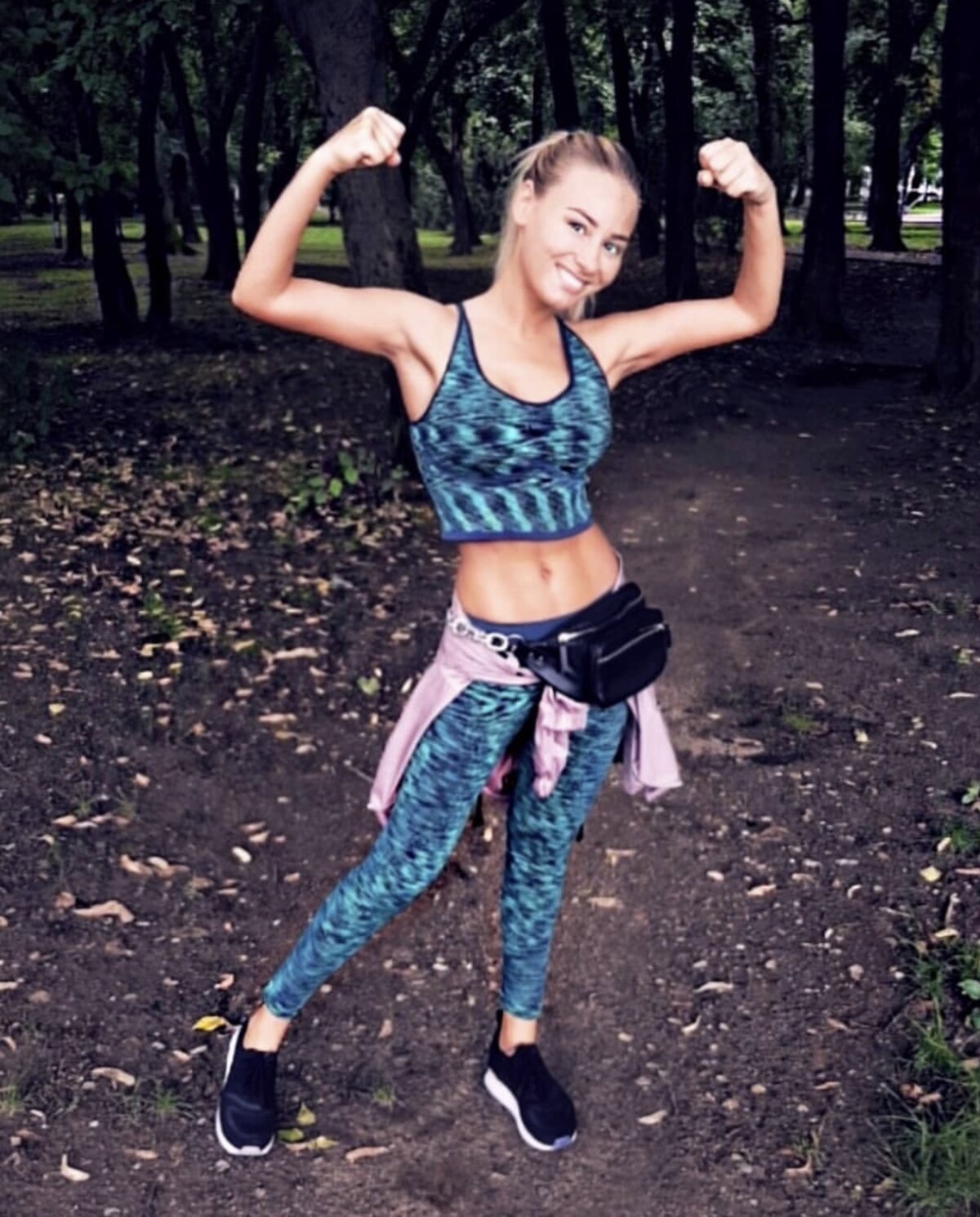 FOTO Irina Baianț, soprana care a impresionat la evenimentul dedicat Simonei Halep: „Fac sport pe scenele și în culisele operelor”