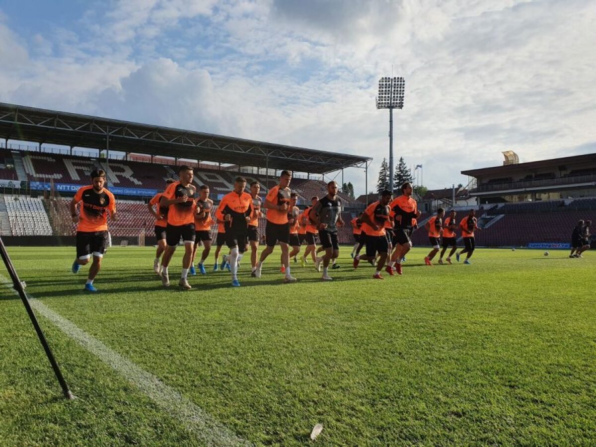 CFR CLUJ - MACCABI TEL-AVIV // FOTO+VIDEO Clujenii au efectuat ultimele pregătiri înaintea meciului din turul II preliminar al Ligii Campionilor » George Țucudean nu joacă nici cu Maccabi, nici cu Dinamo