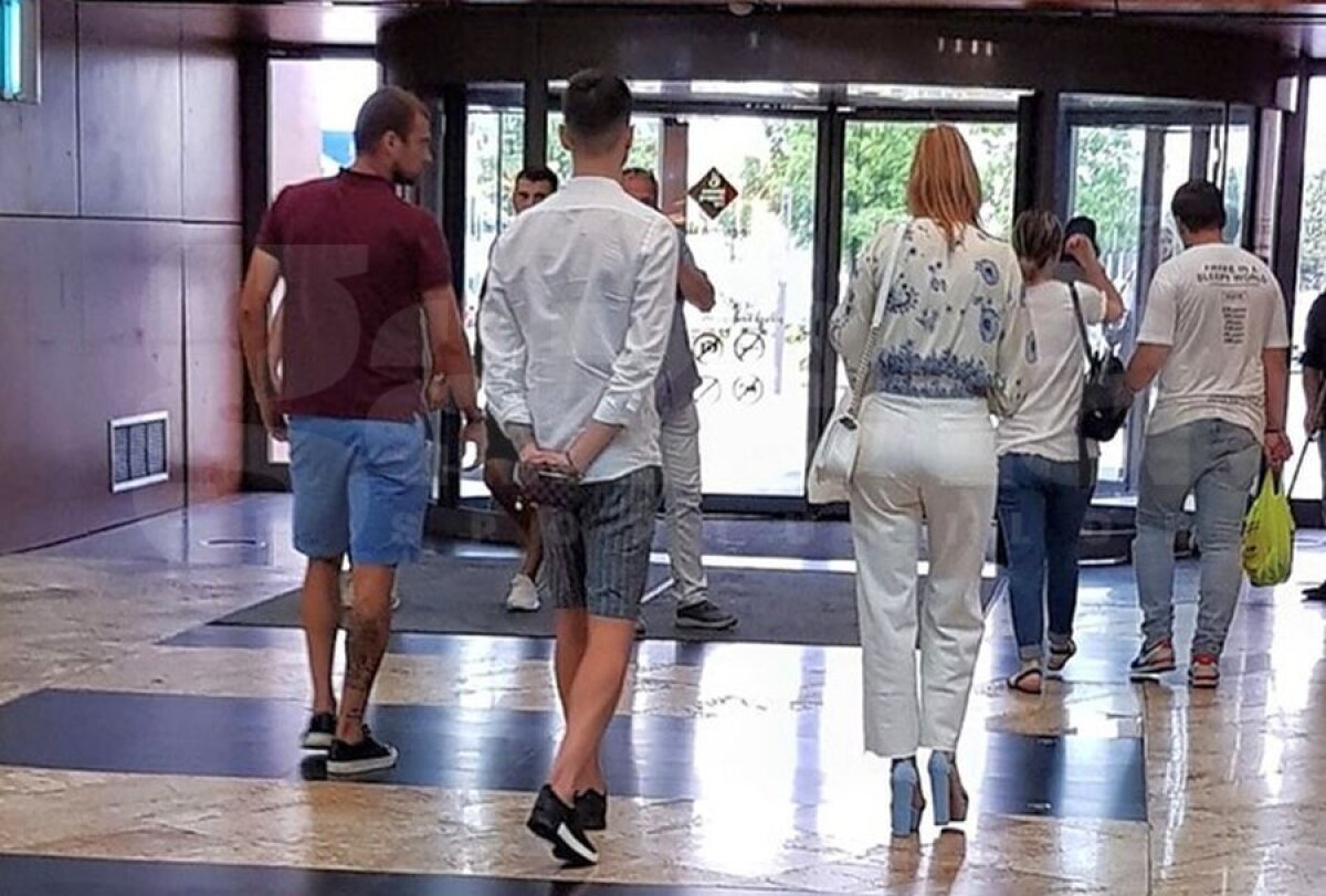 FOTO Gabi Tamaș, surprins alături de Anamaria Prodan! Fundașul negociază plecarea de la Hapoel Haifa
