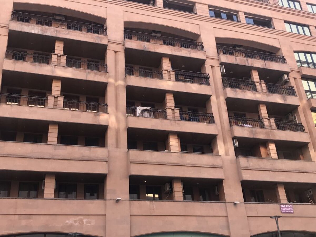 ALASHKERT - FCSB // VIDEO + FOTO Roș-albaștrii joacă în Erevan, orașul fascinant cărămiziu și roz