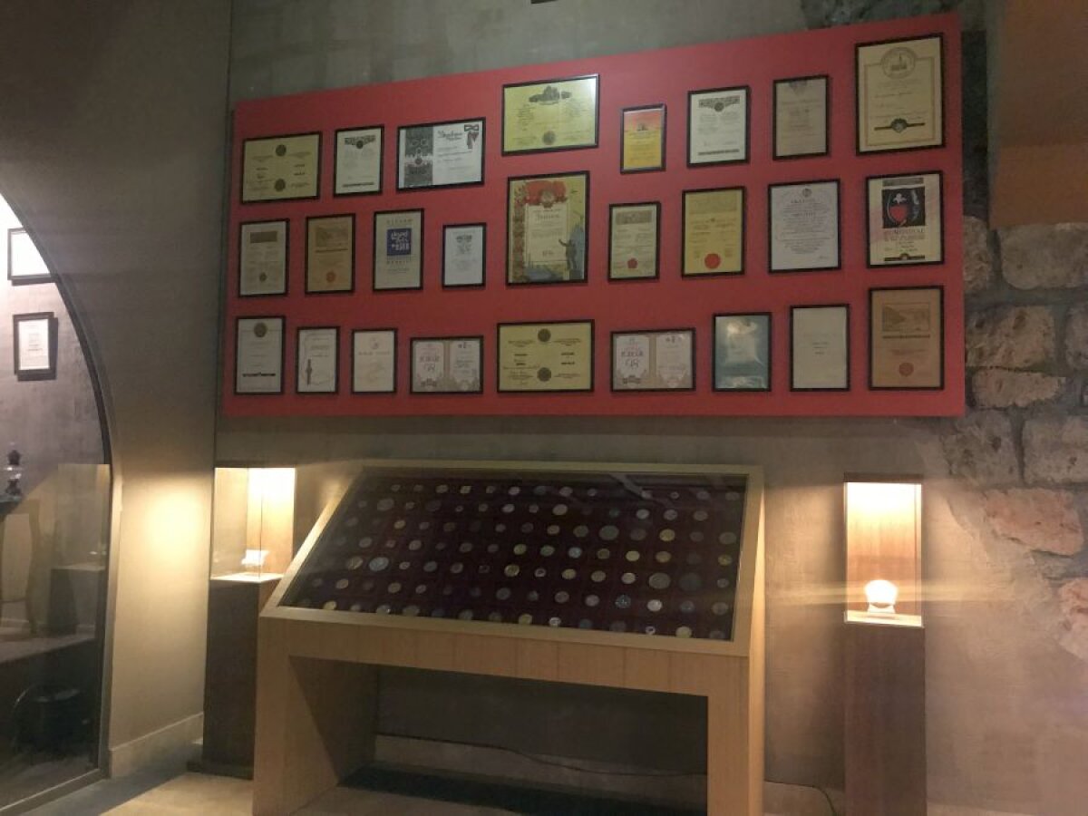 ALASHKERT - FCSB //FOTO  Incursiune printre butoaie de coniac » GSP a vizitat celebra fabrică din Armenia, unde Ion Iliescu și Traian Băsescu stau la loc de cinste