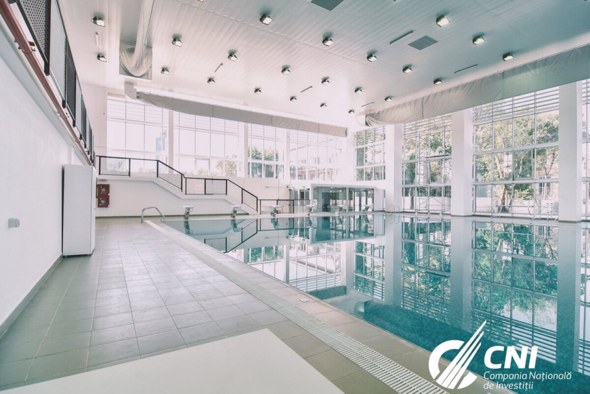 GALERIE FOTO După 31 de ani, o bijuterie în locul ruinei! » Noul bazin de polo pentru sportivii de la Rapid e GATA! Vezi cum arată în interior