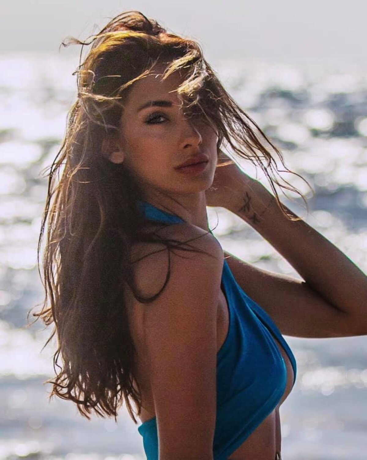 FOTO Brenda Patea, modelul româno-german care voia să-l vadă pe Ronald Gavril luptând în această seară! Meciul a fost anulat