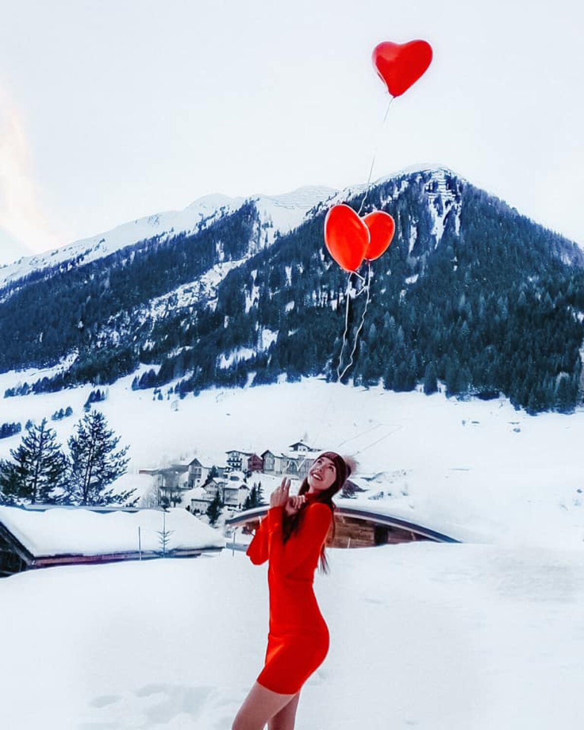 FOTO Brenda Patea, modelul româno-german care voia să-l vadă pe Ronald Gavril luptând în această seară! Meciul a fost anulat