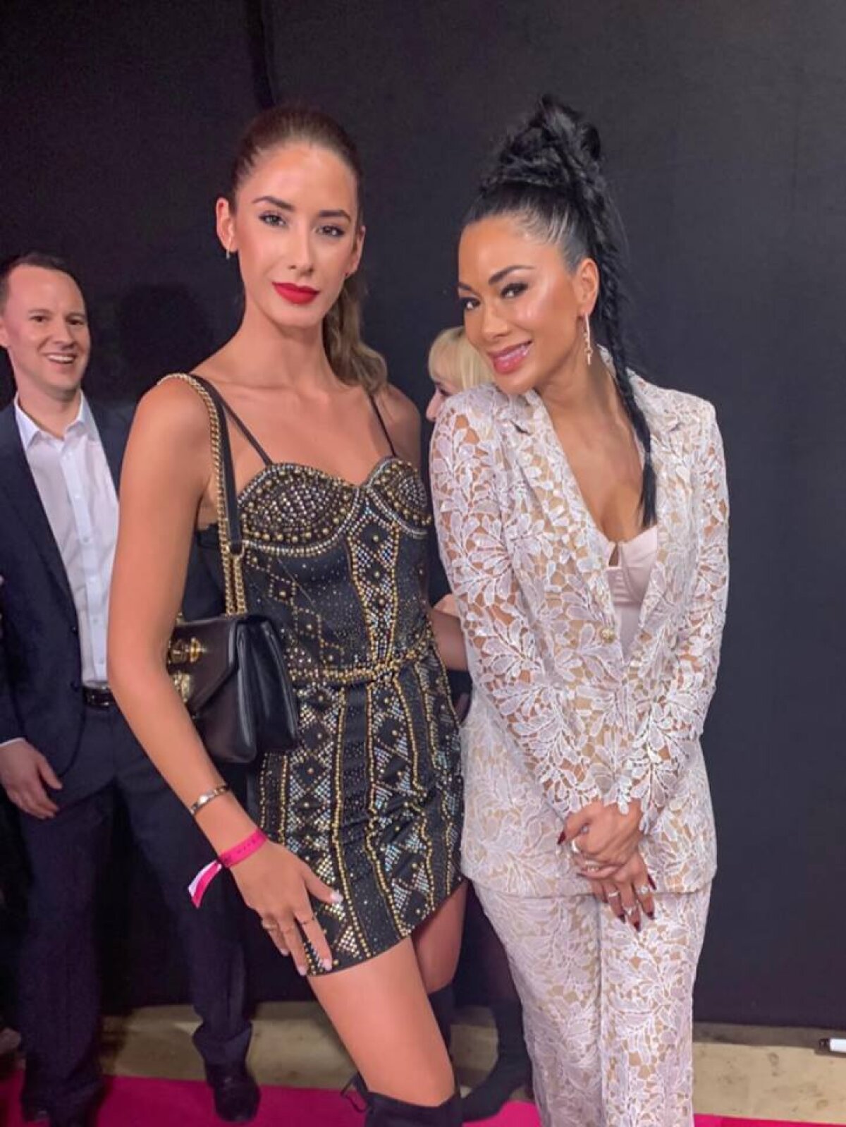 FOTO Brenda Patea, modelul româno-german care voia să-l vadă pe Ronald Gavril luptând în această seară! Meciul a fost anulat