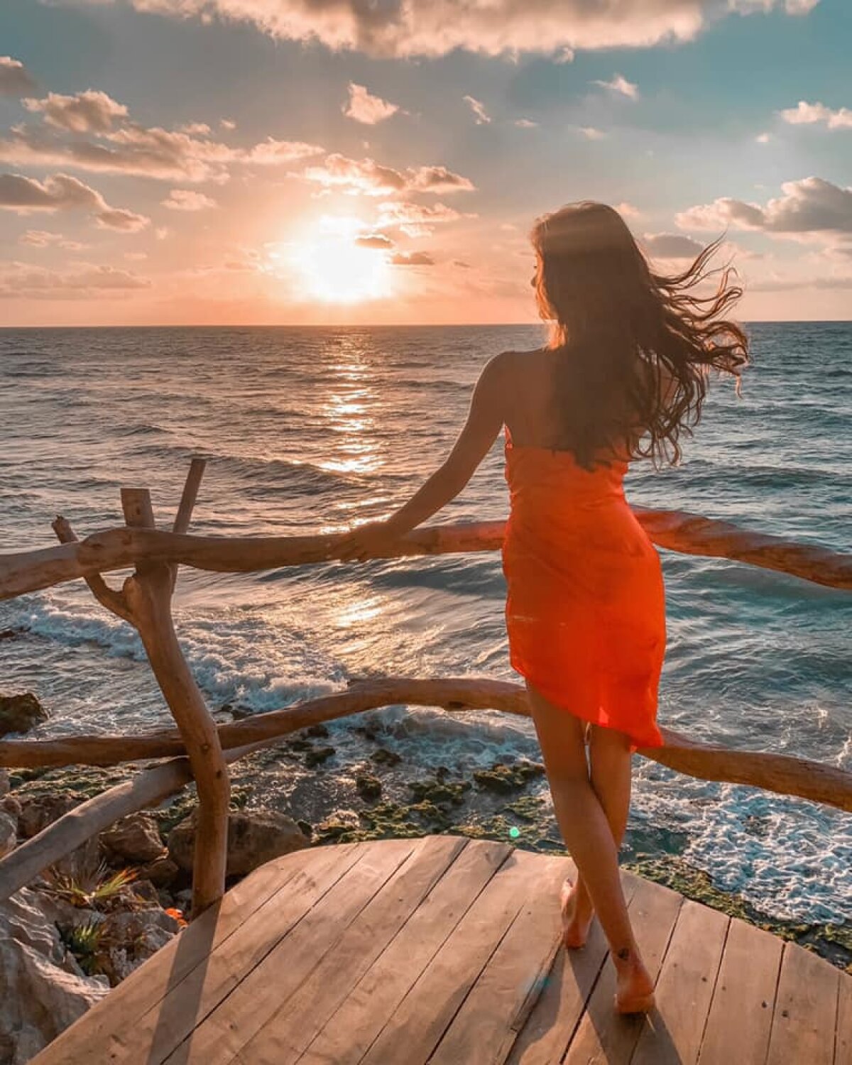 FOTO Brenda Patea, modelul româno-german care voia să-l vadă pe Ronald Gavril luptând în această seară! Meciul a fost anulat