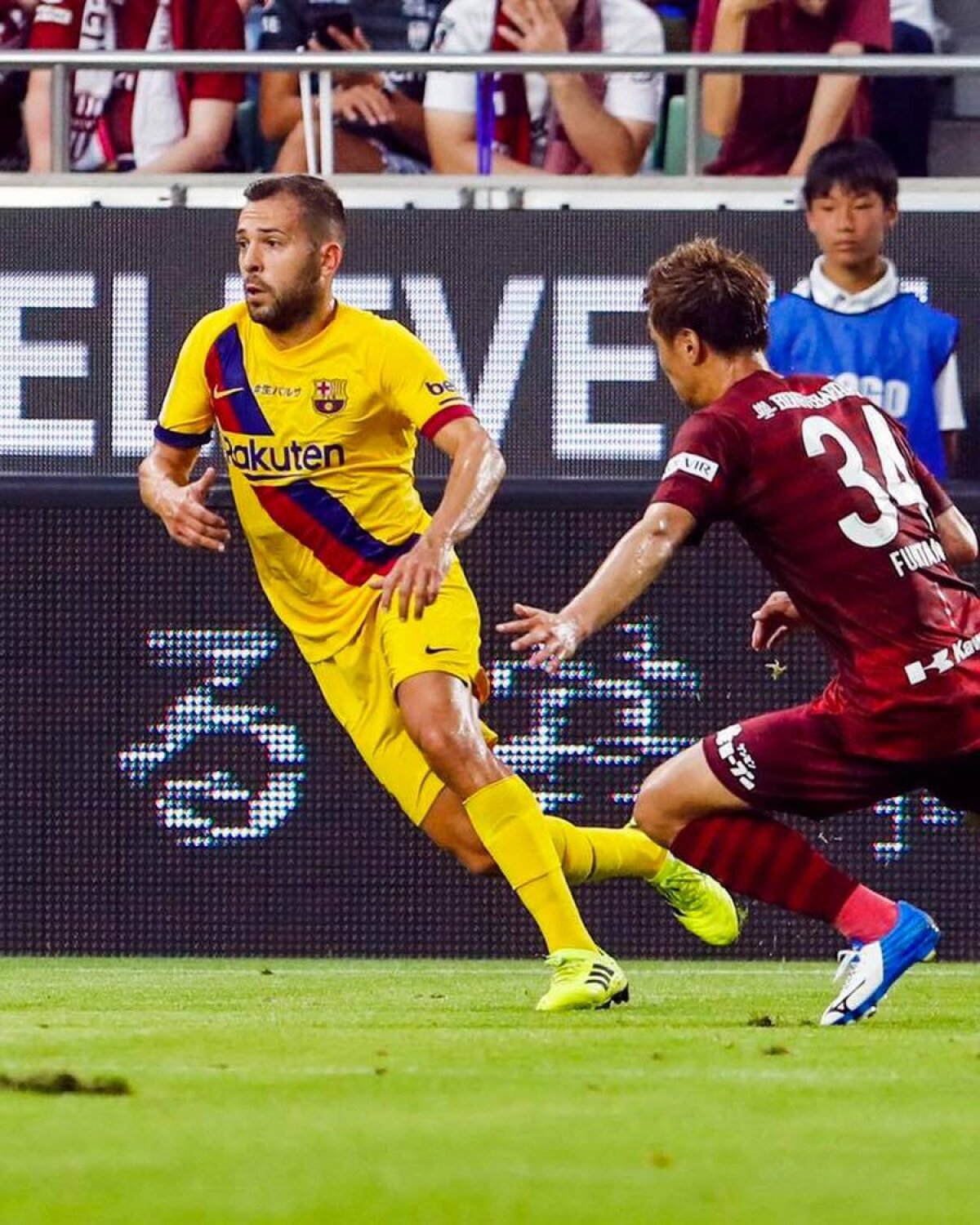 BARCELONA - VISSEL KOBE 2-0 // VIDEO Barcelona, victorie contra lui Iniesta și David Villa » Cine a fost eroul catalanilor