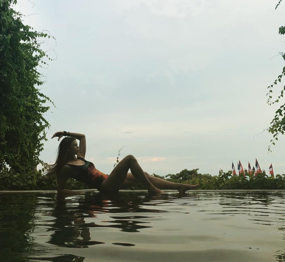 GALERIE FOTO Vegană de 10 ani, Isha face senzație în sala de fitness, acolo unde merge de 7 ori pe săptămână: „Chiar mă simt extraordinar”