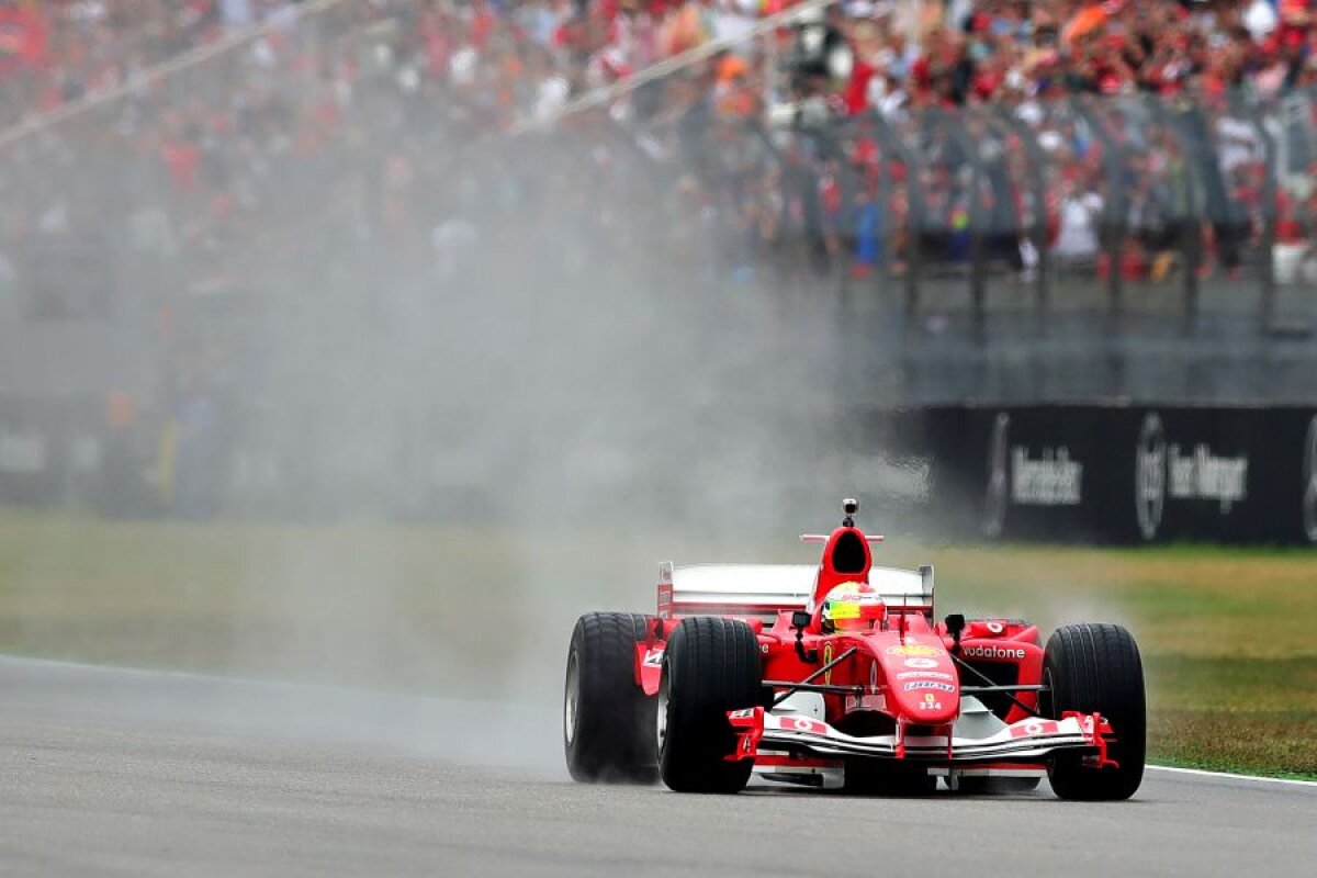 FORMULA 1 // VIDEO + FOTO Moment emoționant în Germania » Mick Schumacher a pilotat mașina tatălui său pe circuit