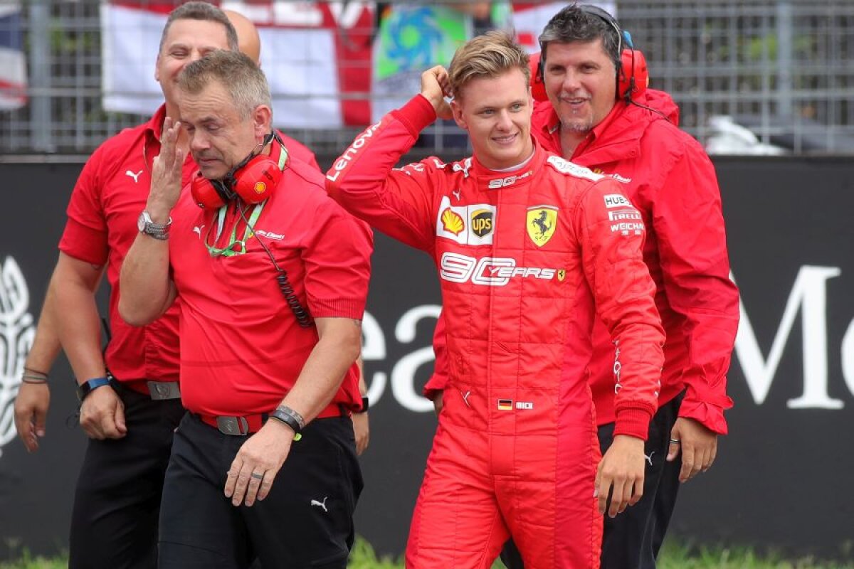 FORMULA 1 // VIDEO + FOTO Moment emoționant în Germania » Mick Schumacher a pilotat mașina tatălui său pe circuit