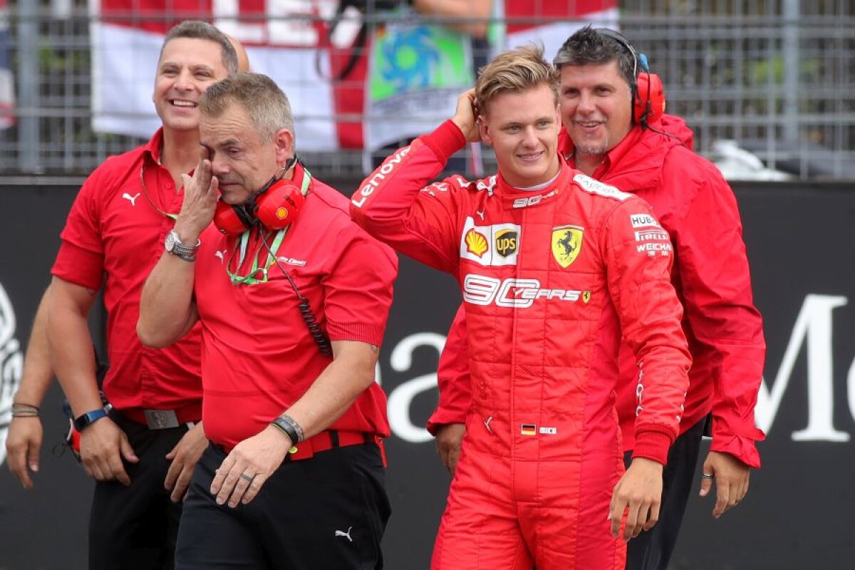 FORMULA 1 // VIDEO + FOTO Moment emoționant în Germania » Mick Schumacher a pilotat mașina tatălui său pe circuit