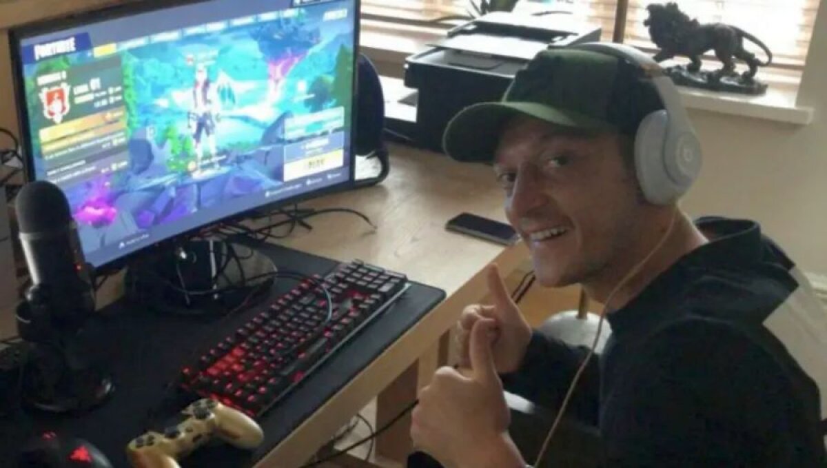 MONDIALUL DE FORNITE // Simona Halep și Novak Djokovic, premii mai mici decât câștigătorul mondialului de Fortnite