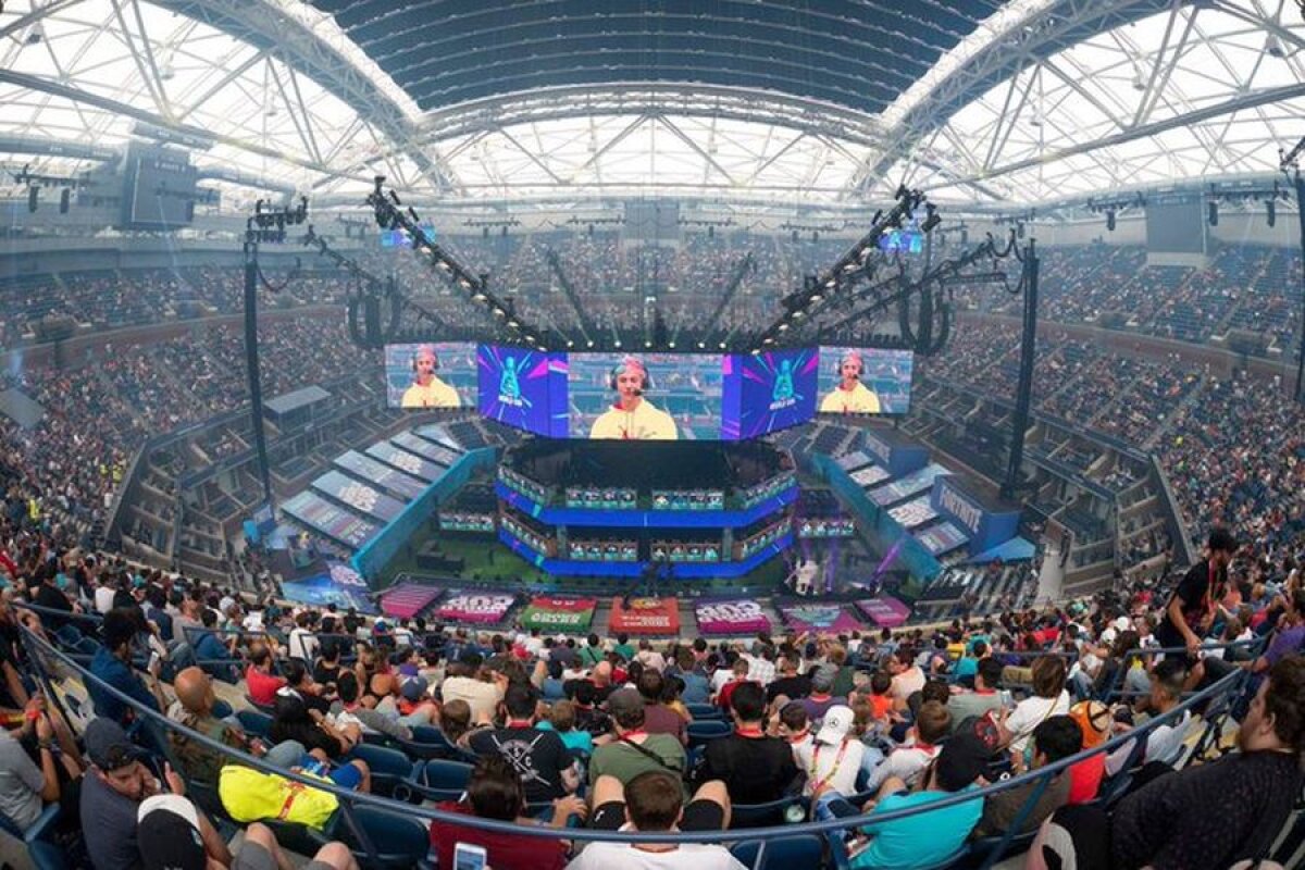 MONDIALUL DE FORNITE // Simona Halep și Novak Djokovic, premii mai mici decât câștigătorul mondialului de Fortnite