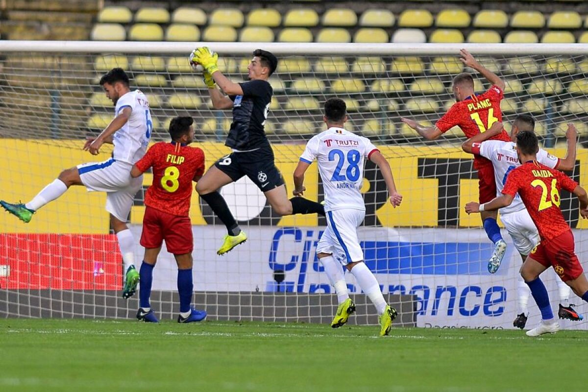 FCSB - FC BOTOȘANI 0-2 // VIDEO+FOTO Năuciți după o primă repriză-fulger! FCSB a fost de nerecunoscut și a pierdut clar » Cum arată ACUM clasamentul