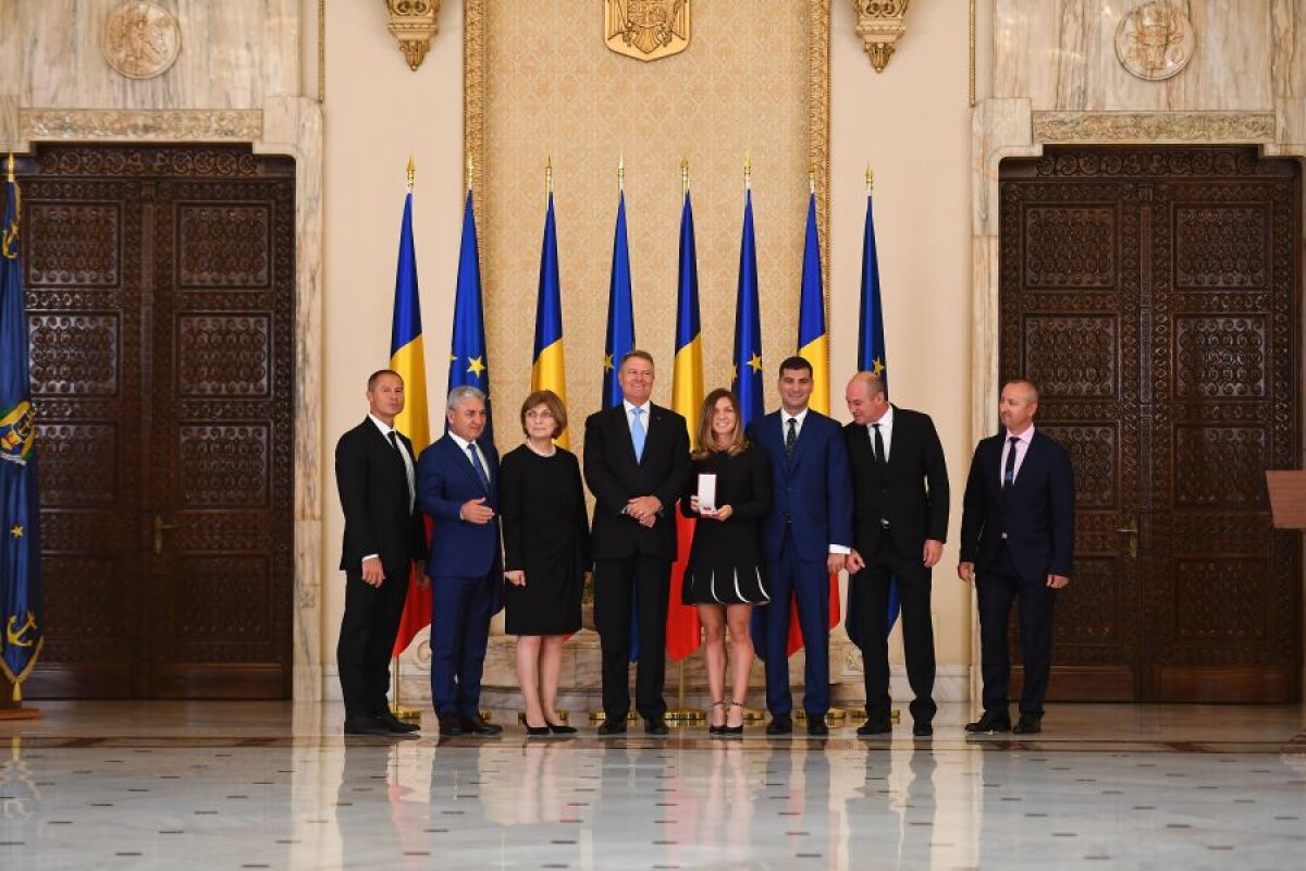 VIDEO // Simona Halep, decorată de președintele Klaus Iohannis cu „Ordinul Steaua României”» Campioana, alături de iubit la Cotroceni