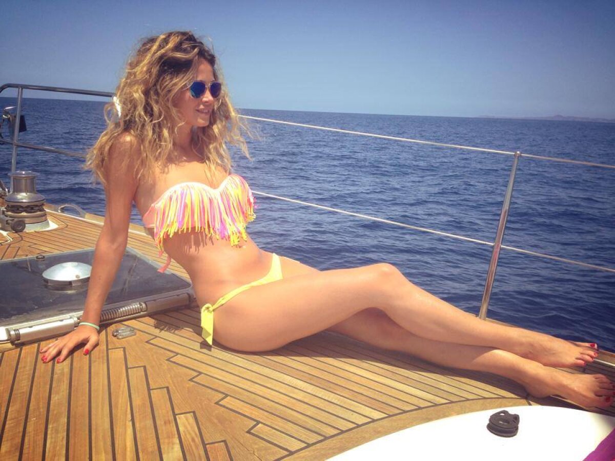 GALERIE FOTO Diletta Leotta a fost surprinsă la Ibiza cu un boxer! Cum a justificat cea mai sexy prezentatoare din Italia situația