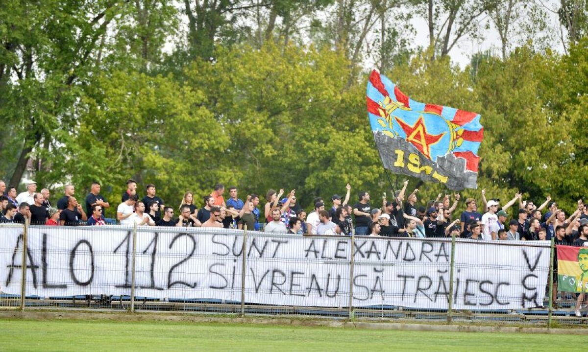 CSA STEAUA - CS MIHAI BRAVU 8-0 // VIDEO+FOTO Roș-albaștrii s-au calificat în turul II al Cupei României, la debutul lui Daniel Oprița » Mesajele ultrașilor după crima de la Caracal