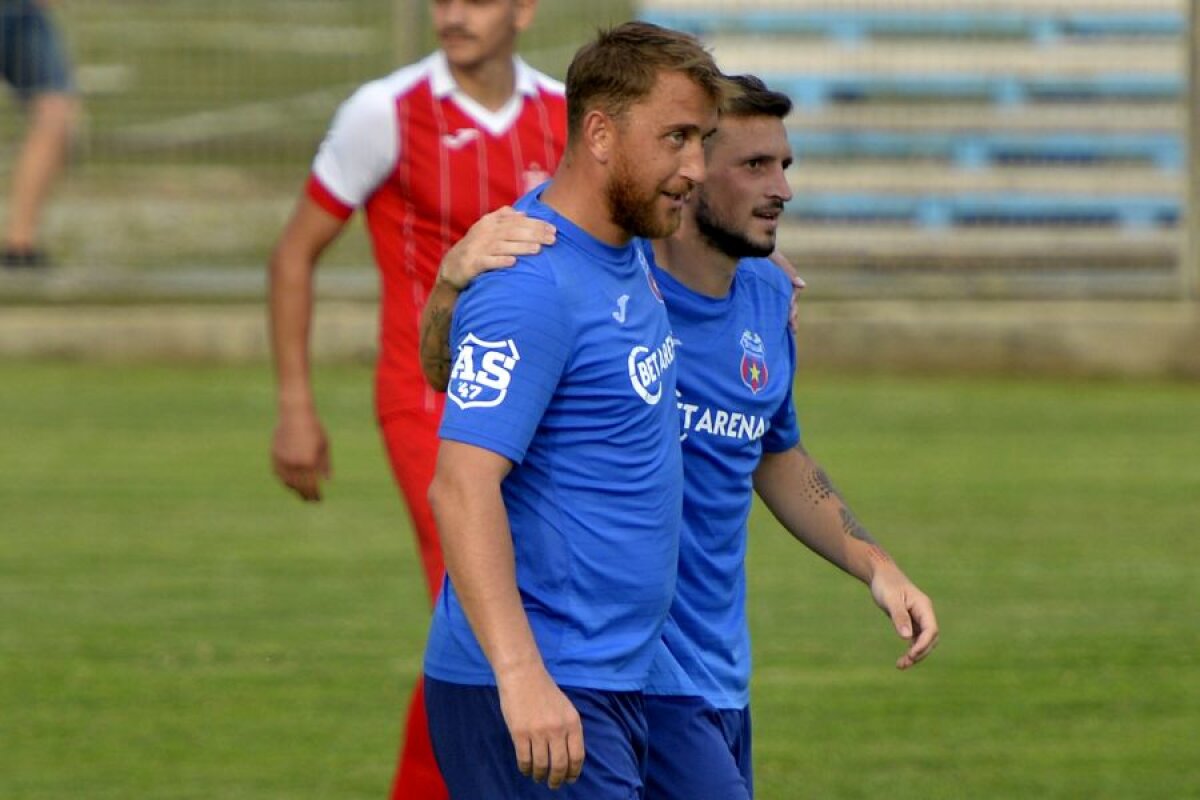 CSA STEAUA - CS MIHAI BRAVU 8-0 // VIDEO+FOTO Roș-albaștrii s-au calificat în turul II al Cupei României, la debutul lui Daniel Oprița » Mesajele ultrașilor după crima de la Caracal