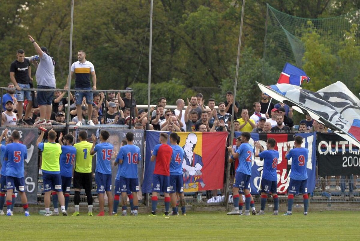 CSA STEAUA - CS MIHAI BRAVU 8-0 // VIDEO+FOTO Roș-albaștrii s-au calificat în turul II al Cupei României, la debutul lui Daniel Oprița » Mesajele ultrașilor după crima de la Caracal