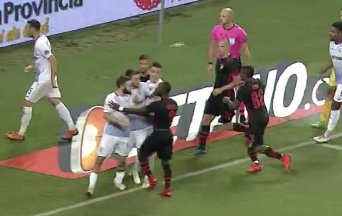 CRAIOVA - HONVED 0-0, 3-1 la pen. // FOTO » Pigliacelli, erou la penalty-uri! Craiova continuă în Europa după un meci NEBUN! 