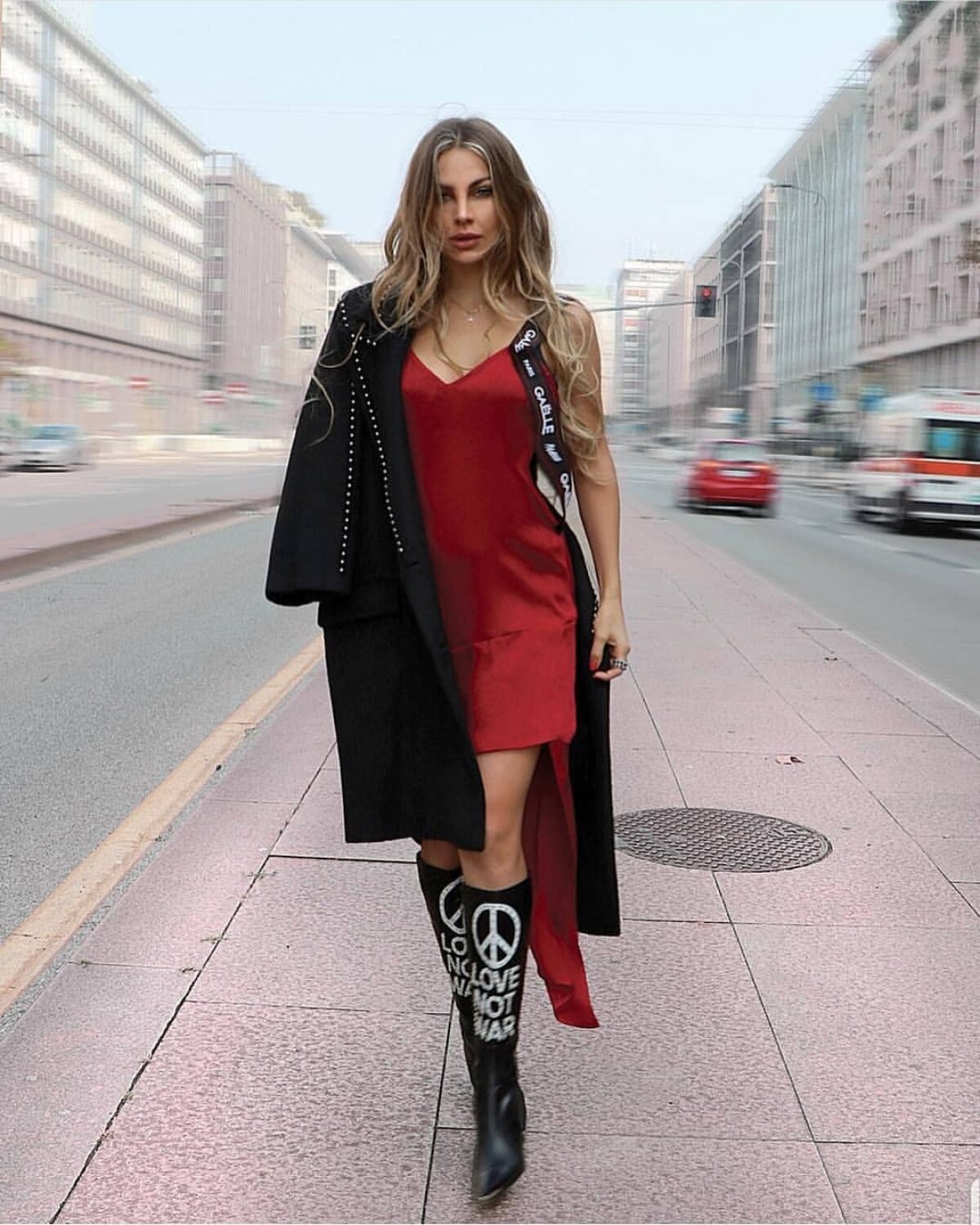 FOTO Fabbrica alb-neagră » Juventus se laudă cu suporteri de top: Alice face furori pe stadion!