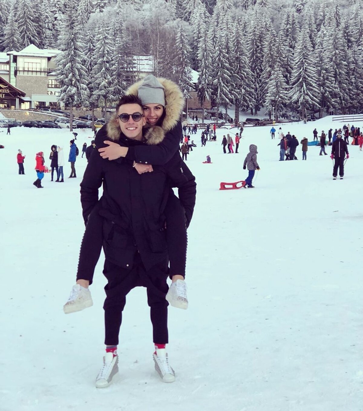 DINAMO - CLINCENI 4-2 / FOTO Iubita sexy a tânărului dinamovist Andreas Mihaiu l-a încurajat cu Clinceni » E handbalistă și a făcut senzație în tribună