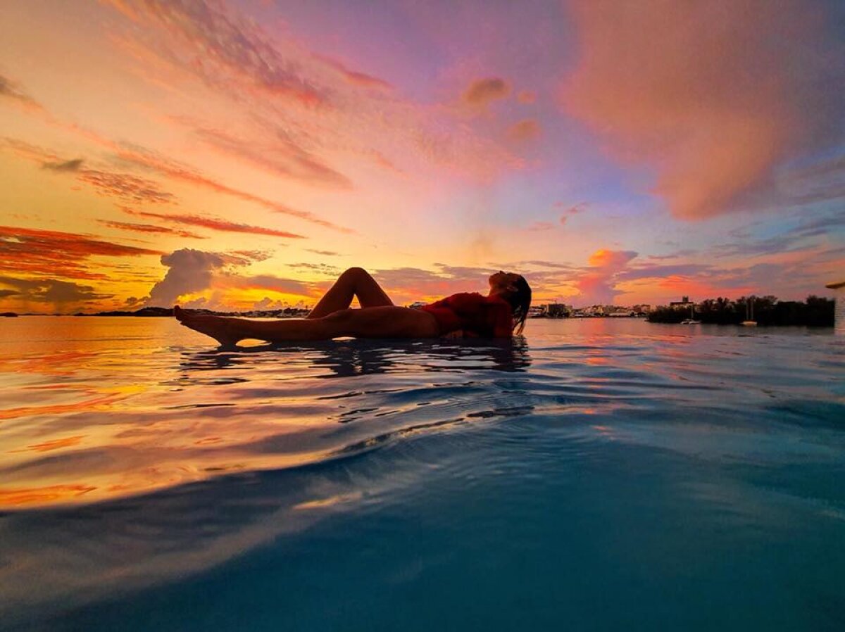 VIDEO Roxana Nemeș, din Playboy la Survivor, alături de Cătălin Moroșanu: „Mă trezesc la 6 dimineața ca să ajung la sală"