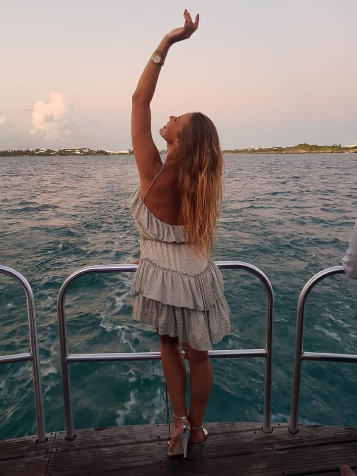 VIDEO Roxana Nemeș, din Playboy la Survivor, alături de Cătălin Moroșanu: „Mă trezesc la 6 dimineața ca să ajung la sală"