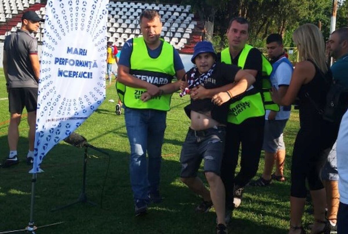 RAPID - FARUL 0-0 // VIDEO+FOTO Incidente în „Regie”: fanii constănțenilor și ai Stelei, altercație cu galeria Rapidului + atacuri xenofobe și vulgarități