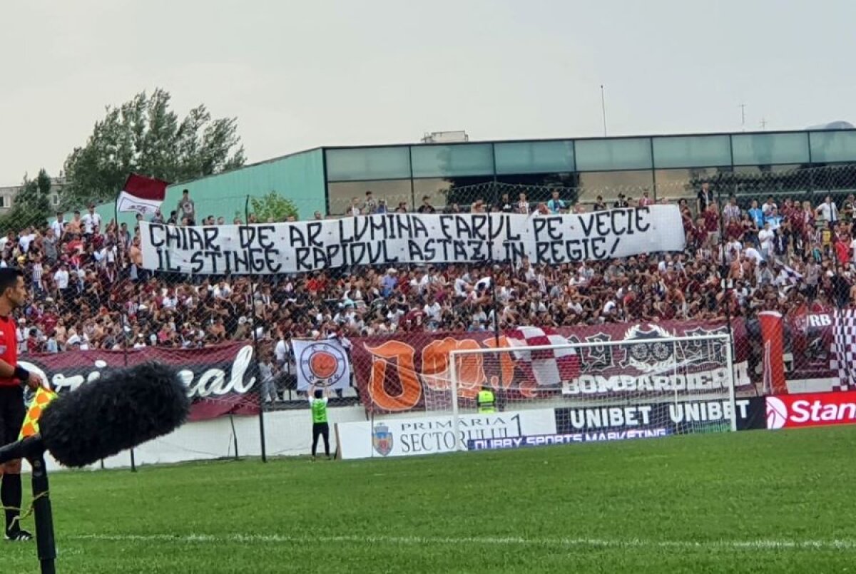 RAPID - FARUL 0-0 // FOTO Ultrașii Rapidului, 4 mesaje ironice pentru constănțeni: „Ați vândut porumb cu sare s-aveți bani de deplasare”