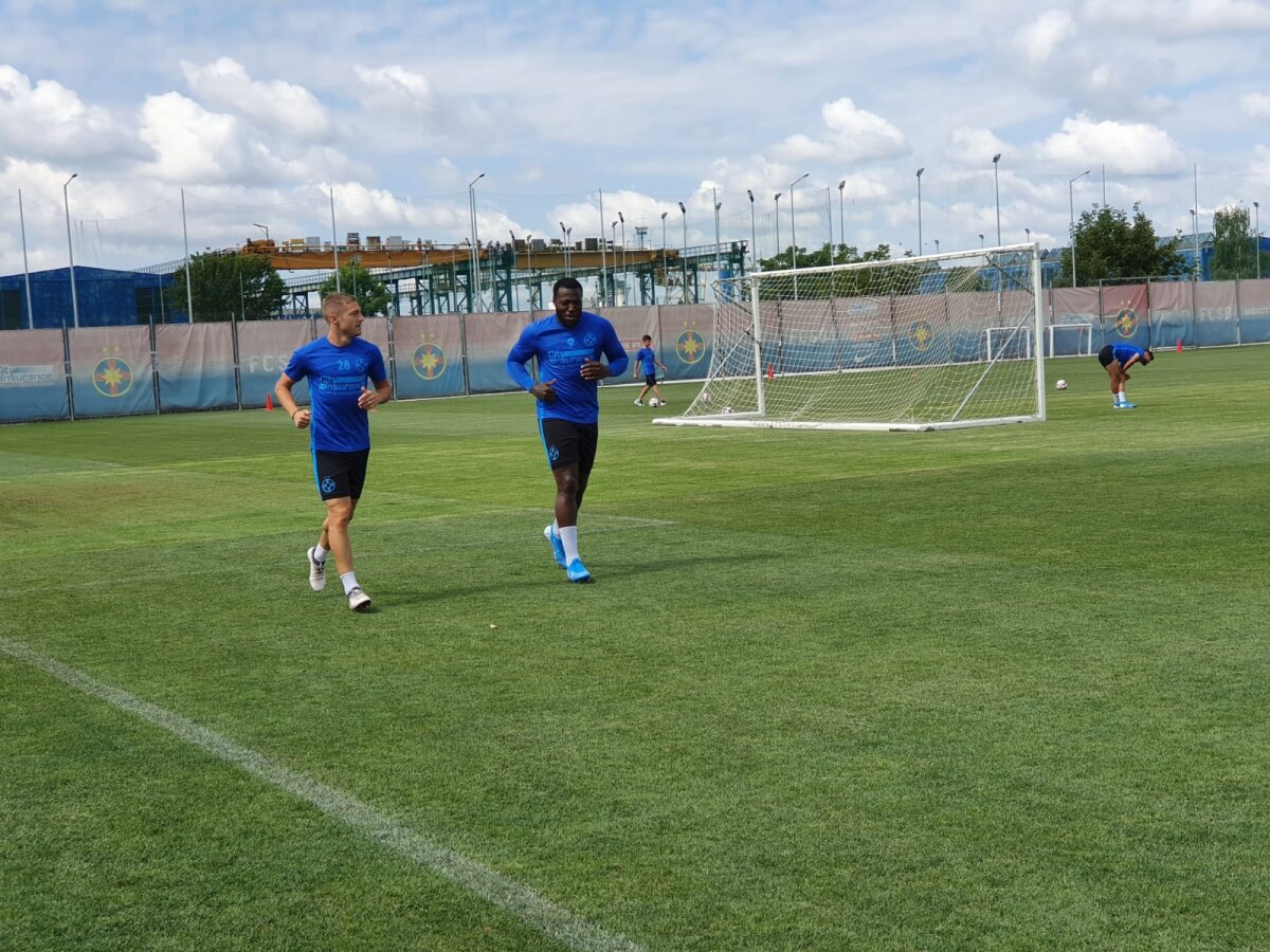 ASTRA - FCSB // VIDEO+FOTO Ionuț Panțîru, prima apariție oficială după transferul la FCSB: „Antrenorul nu e problema noastră! E treaba domnului Becali” + 5 nume noi la antrenament