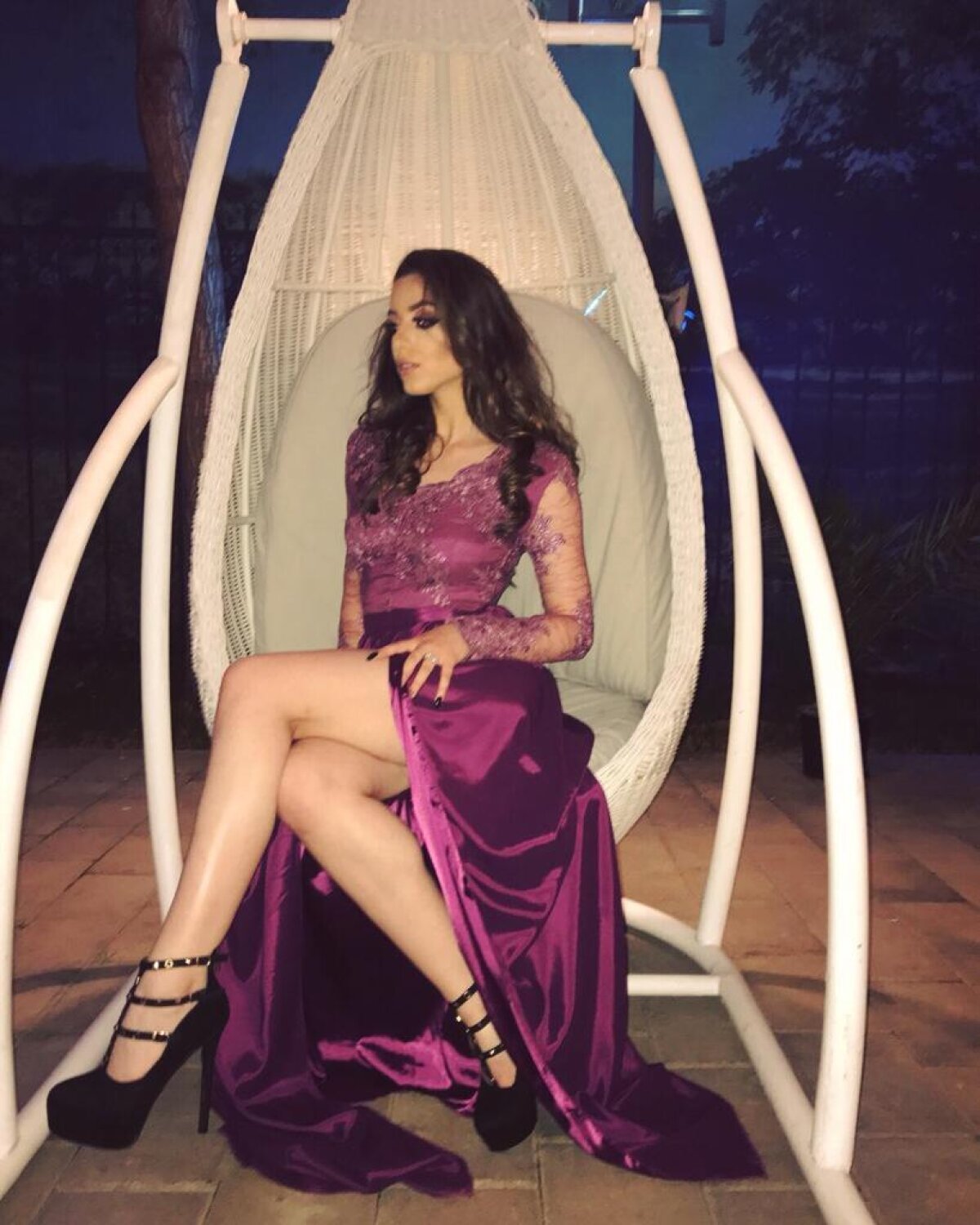 FOTO Ea e „Prințesa de la Deva” » Imagini spectaculoase cu Dora Vulcan, una dintre cele mai frumoase gimnaste din România