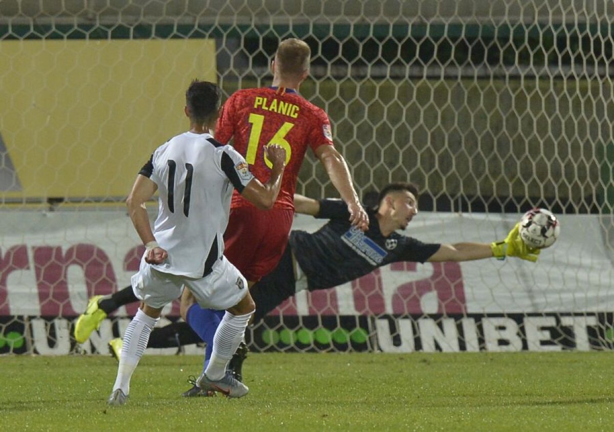 ASTRA - FCSB 2-1 // VIDEO+FOTO O palmă de la Alibec, alta de la Alexa » 3 înfrângeri într-o săptămână! Cum arată ACUM clasamentul