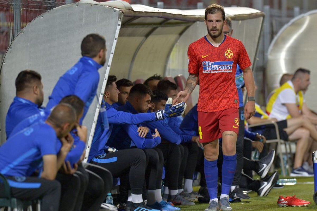 ASTRA - FCSB // VIDEO Gafă URIAȘĂ a lui Mihai Bălașa la golul giurgiuvenilor + scos după 40 de minute » Reacția comentatorului: „Marele licurici Becali s-a săturat de el!” + Ce s-a întâmplat pe bancă