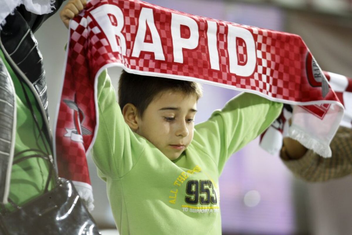CRAIOVA - AEK ATENA // VIDEO+FOTO Iau copiii cu asalt stadionul? Cum pot specula oltenii un pasaj din regulamentul UEFA + două precedente din România