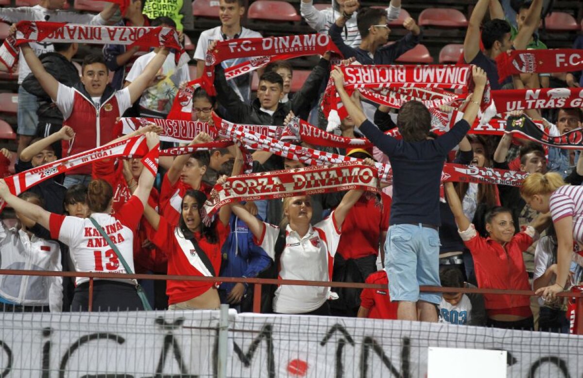 CRAIOVA - AEK ATENA // VIDEO+FOTO Iau copiii cu asalt stadionul? Cum pot specula oltenii un pasaj din regulamentul UEFA + două precedente din România