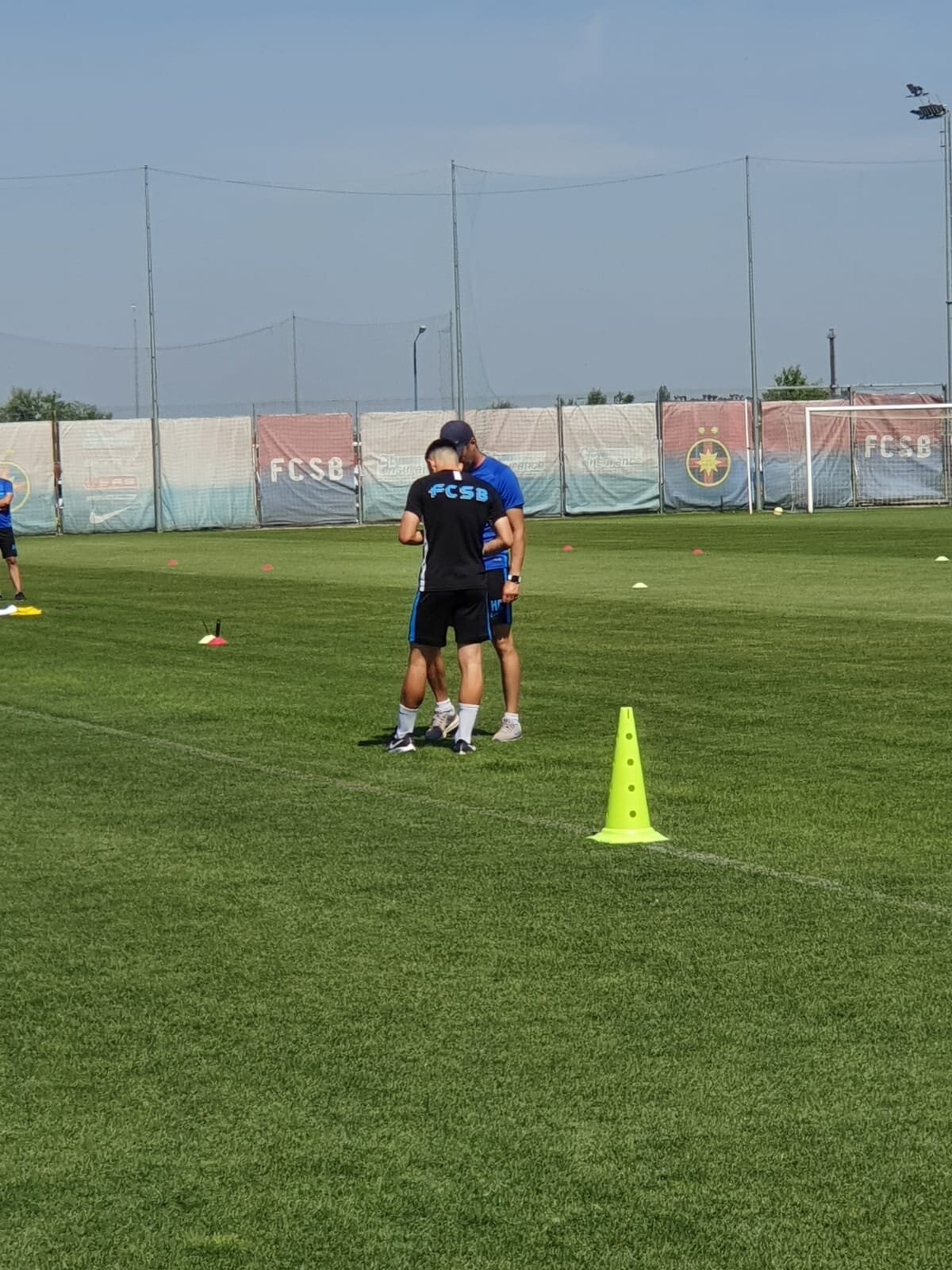 FCSB - MLADA BOLESLAV // VIDEO Harlem Gnohere și Mihai Pintilii s-au antrenat normal » Alți doi fotbaliști accidentați au revenit pe gazon